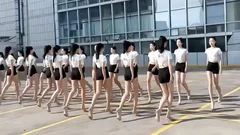 舞底线mv
