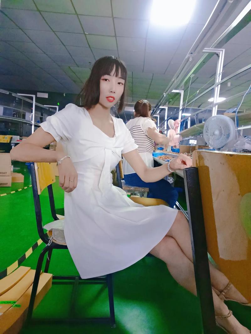恶魔老公谁怕谁
